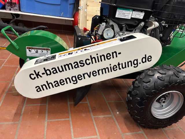 Baumstumpffräse/Wurzelfräse